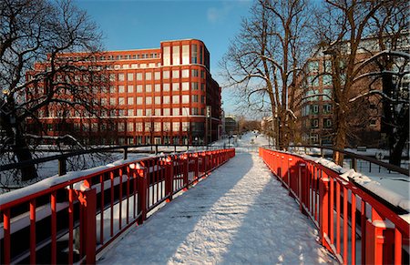 New Architecture in Berlin Tiergarten at the Landwehr Canal in the Diplomatic Quarter. Germany Stock Photo - Rights-Managed, Code: 862-03887984