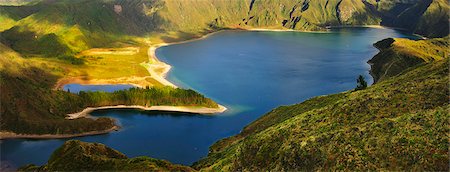 simsearch:862-03889206,k - The big volcanic crater of Lagoa do Fogo (Fire Lagoon), a nature reserve and one of the most preserved sites in Sao Miguel. Azores islands, Portugal Stock Photo - Rights-Managed, Code: 862-03889140