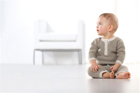 Baby on floor Stock Photo - Rights-Managed, Code: 877-06832383