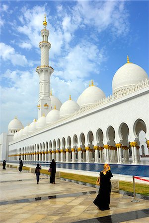 simsearch:877-08897949,k - United Arab Emirates, Abu Dhabi, The Great Mosque Sheikh Zayed Bin Sultan Al Nahyan Stock Photo - Rights-Managed, Code: 877-08897891