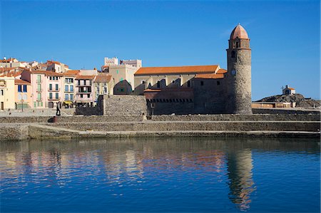 simsearch:877-08128095,k - France, Southern France, Pyrenees Orientales, Collioure, the village and Notre Dame des Anges church Photographie de stock - Rights-Managed, Code: 877-08898246