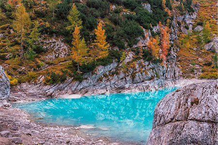 sorapiss mountain - Italy, Veneto, Cortina d'Ampezzo, autumn reflections at Sorapiss Lake Stock Photo - Rights-Managed, Code: 879-09033050