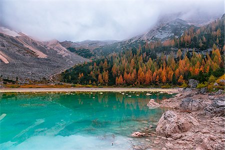 sorapiss mountain - Italy, Veneto, Cortina d'Ampezzo, autumn reflections at Sorapiss Lake Stock Photo - Rights-Managed, Code: 879-09033051