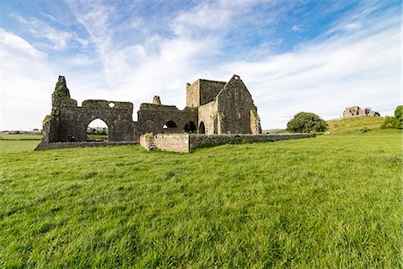 rock of cashel - Hore Abbey and Rock of Cashel on the background. Cashel, Co.Tipperary, Munster, Ireland, Europe. Stock Photo - Rights-Managed, Code: 879-09033252