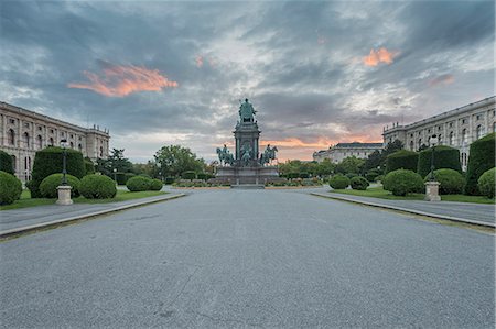 Vienna, Austria, Europe. The Maria Theresa monument between the Natural History Museum and the Art History Museum Stock Photo - Rights-Managed, Code: 879-09100658