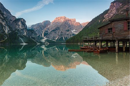 dolomiti - Lake Braies (Pragser Wildsee) with Croda del Becco in the background, Dolomites, province of Bolzano, South Tyrol, Italy Stock Photo - Rights-Managed, Code: 879-09100833
