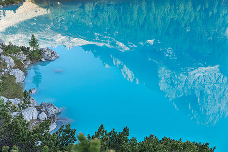 sorapiss mountain - View of Lake Sorapiss, Sorapiss Lake, Dolomites, Veneto, Italy Stock Photo - Rights-Managed, Code: 879-09189000