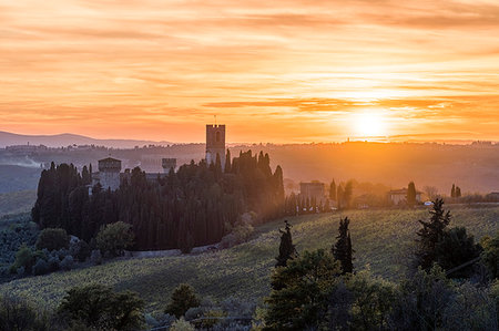 province of florence - Badia a Passignano at sunset. Tavernelle Val di Pesa, Florence province, Tuscany, Italy Stock Photo - Rights-Managed, Code: 879-09189052