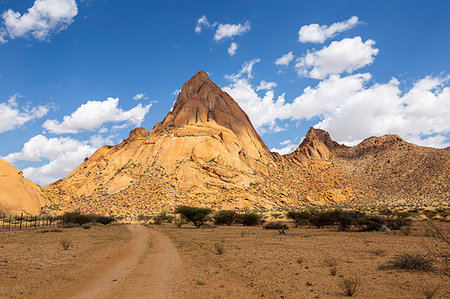 The bald granite peaks of Spitzkoppe,Damaraland,Namibia, Africa Stock Photo - Rights-Managed, Code: 879-09189773