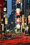 Times Square bei Nacht, Manhattan, New York, New York USA