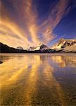 Sonnenaufgang über Bow Lake-Banff-Nationalpark, Alberta Kanada