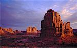 Parc National des arches au coucher du soleil en Utah, USA