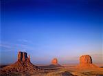 Monument Valley, les moufles et Merrick Butte en Arizona, USA