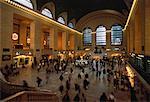 Flous gens à Grand Central Station, New York, New York, États-Unis