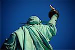 Vue postérieure de la Statue de la liberté de New York, New York, États-Unis