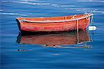 Bateau de pêche sur l'eau, Mykonos, Grèce