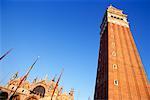 Basilique Saint-Marc et la tour Venise, Italie