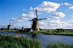 Windmühlen von Kinderdijk, Niederlande Canal