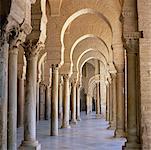 Intérieur de la grande mosquée de Kairouan, Tunisie Afrique Okba