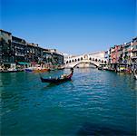 Pont du Rialto et le Canal, Venise, Italie