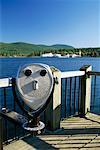 Trouveur de vue surplombant le lac George, parc des Adirondacks, New York, USA