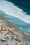 Gens sur la plage