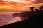 Plage au crépuscule, Santa Cruz, Californie, USA