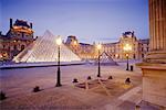 Aussenansicht des Louvre, Paris, Frankreich