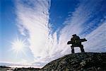 Inukshuk in arktischen Einstellung, Queen Maud Gulf, Nunavut, Kanada