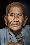 Portrait de nonne bouddhiste, Luang Prabang, Laos