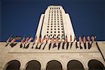 Vue faible angle d'un bâtiment, hôtel de ville, Los Angeles, Californie, USA
