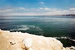 Vue grand angle sur une formation rocheuse sur un front de mer, des récifs de La Jolla, San Diego, Californie, USA