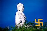 Weiße Buddha in Long Song Tempel, Nha Trang, Vietnam