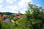 Rivière qui coule à travers une ville, République tchèque