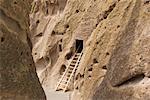 Échelle à Cliff logement, Bandelier National Monument, au Nouveau-Mexique, USA