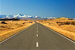 Straße nach Berge, Mount Cook Road, Canterbury, Südinsel, Neuseeland