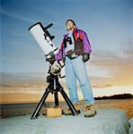 Portrait de l'homme et le télescope, Toronto, Ontario, Canada