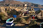 Uros schwimmende Inseln, Titicacasee, Peru