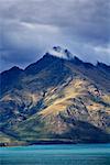 Les remarquables montagnes et le lac Wakatipu, Queenstown, île du Sud, Nouvelle-Zélande