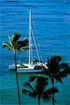 Seitenansicht von einem Segelschiff vor Anker in einer Bucht, St. Maarten, Simpson Bay, Caribbean