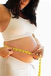 Enceinte femme mesure estomac