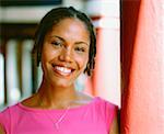 Porträt einer jungen Frau gelehnt eine Spalte, Bermuda
