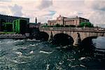Pont sur une rivière, Stockholm, Suède