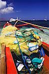 Nahaufnahme einer Fischerei net und Seile auf einem Boot, Bali, Indonesien