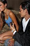 Couple buvant Champagne