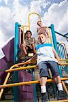 Enfants sur Jungle Gym