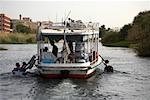 Bateau d'excursion sur le fleuve du Nil, Assouan, Égypte