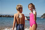 Enfants sur la plage