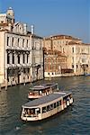 Vaporetto, Grand Canal, Venise, Italie