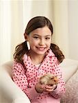 Porträt des Mädchens mit Hamster